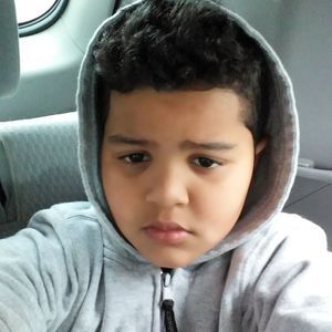 Meet your Posher, Luis angel